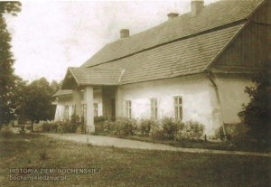 Dwór Meysnerów i Padlewskich w Wieruszycach w 1943 r. Źródło fot. M. Raińska, Dwory Małopolski w fotografii archiwalnej, Kraków 2013
