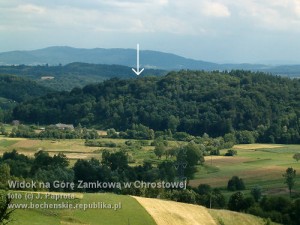 widok na Chrostowską Górę ze wzgórza Borek w Stradomce
