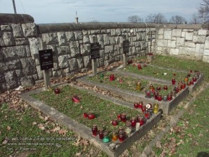 Mogiły żołnierzy Września '39 na cmentarzu komunalnym w Bochni
